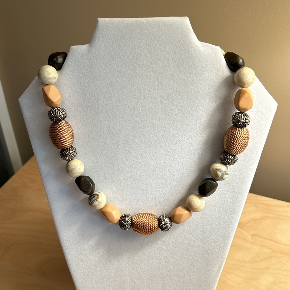 Beautiful Vintage Necklace